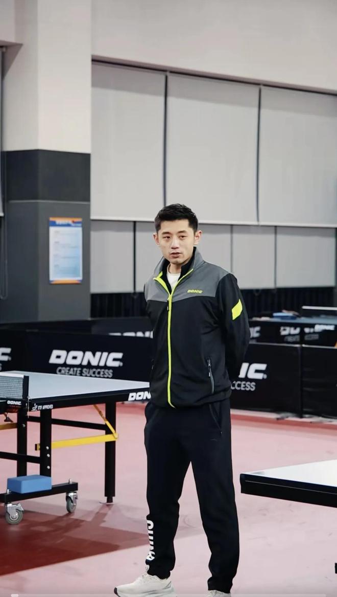 00朵玫瑰200个乒乓球做蛋糕超奢侈K8凯发蝶姐太疯狂为张继科庆生用60